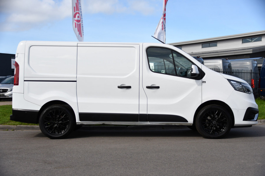 Renault Trafic 2.0 dCi 150 T29 L1H1 PB Edition Camer, Cruise, Carplay, LED, 2 x Schuifdeur, Automaat, Sensoren, CLIMA, Multimedia, 150pk, Keyless, Uniek!