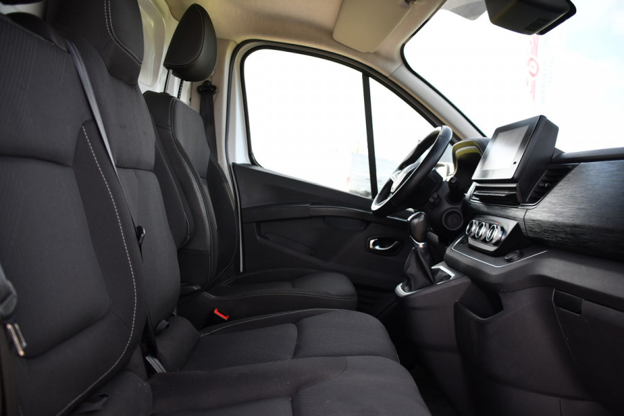 Renault Trafic 2.0 dCi 150 T29 L1H1 PB Edition Camer, Cruise, Carplay, LED, 2 x Schuifdeur, Automaat, Sensoren, CLIMA, Multimedia, 150pk, Keyless, Uniek!