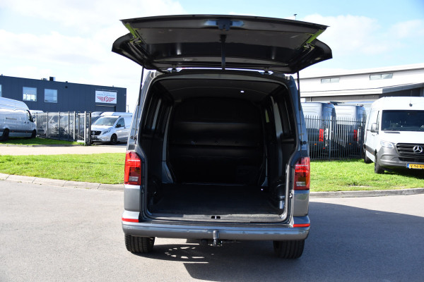 Volkswagen Transporter 2.0 TDI L2H1 Bulli Virtual, Adaptieve Cruise, Camera, Carplay, LED, 150pk, Stoelverwarming, Multimedia, Sensoren, Trekhaak, Uniek!