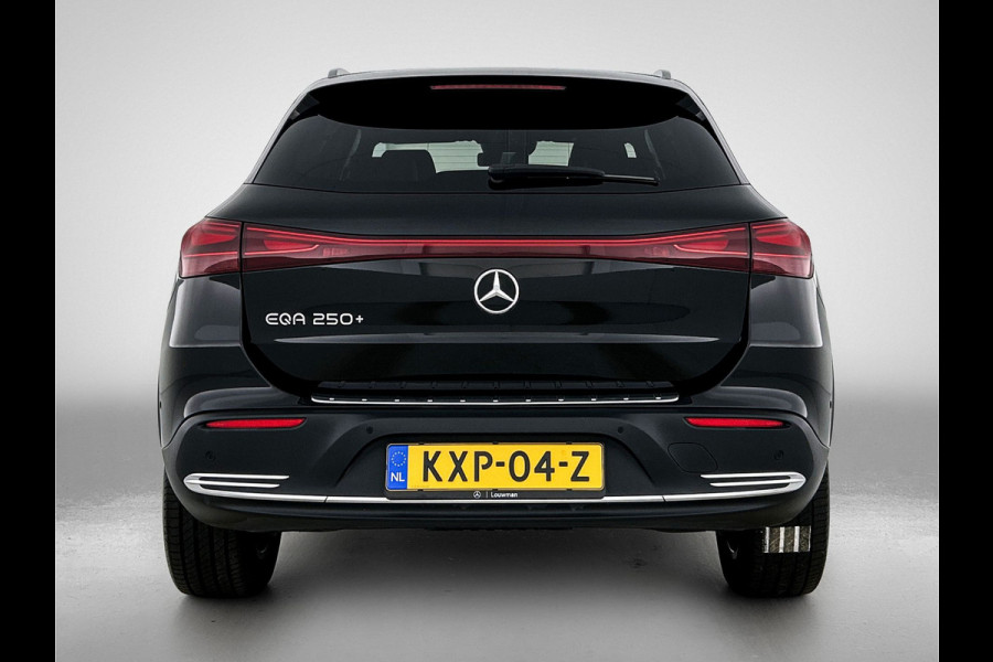 Mercedes-Benz EQA 250+ Business Line 71 kWh Ledkoplampen | Sfeerverlichting | Achteruitrijcamera | Stoelverwarming. Inclusief 24 maanden MB Certified garantie voor Europa.