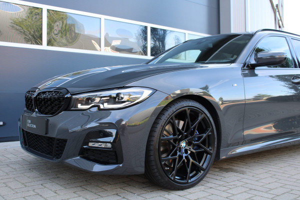 BMW 3 Serie Touring 330i | M340i Look | Pano | Apple Carplay | Sfeerverlichting | LED | Stoelverwarming