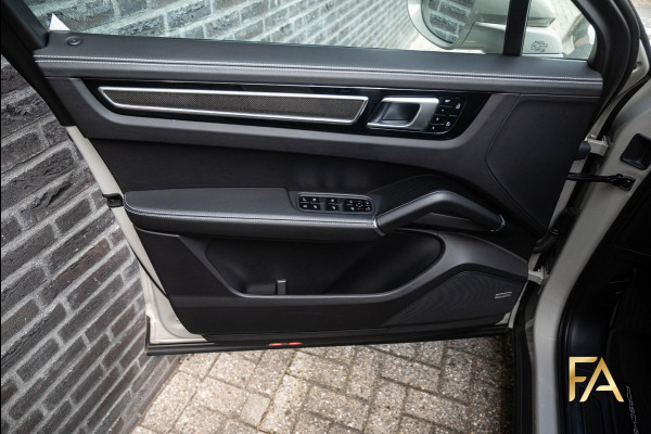 Porsche Cayenne Coupé 3.0 E-Hybrid