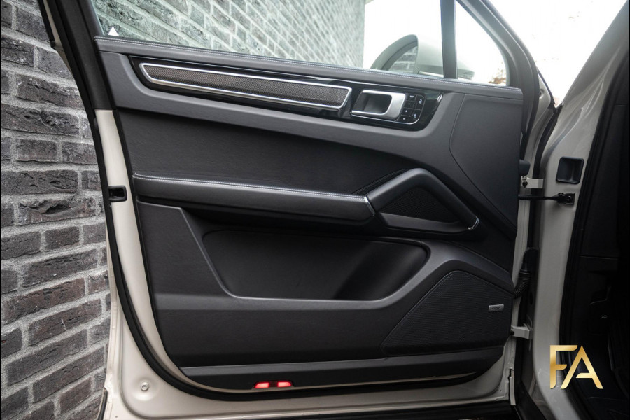 Porsche Cayenne Coupé 3.0 E-Hybrid