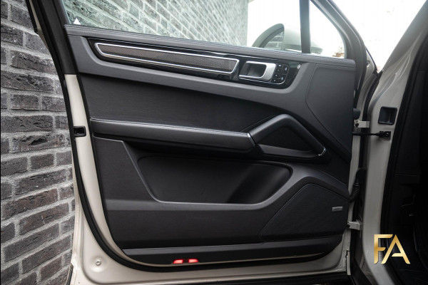 Porsche Cayenne Coupé 3.0 E-Hybrid