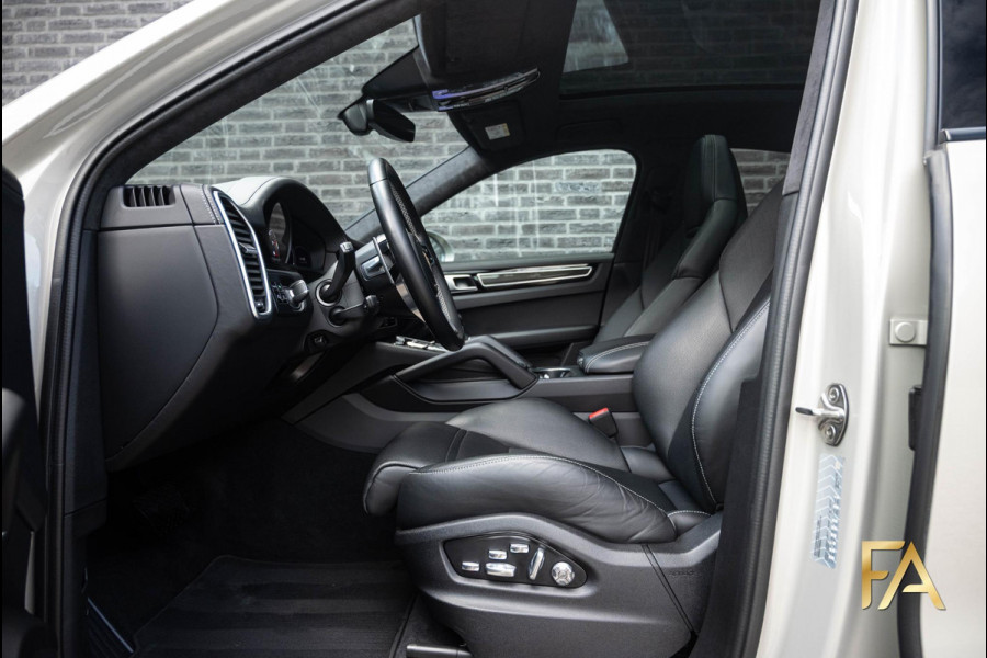 Porsche Cayenne Coupé 3.0 E-Hybrid