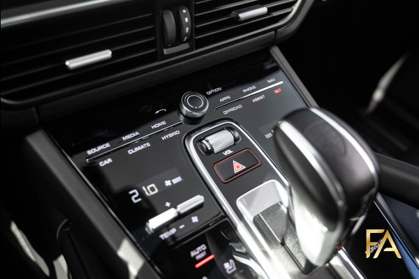 Porsche Cayenne Coupé 3.0 E-Hybrid