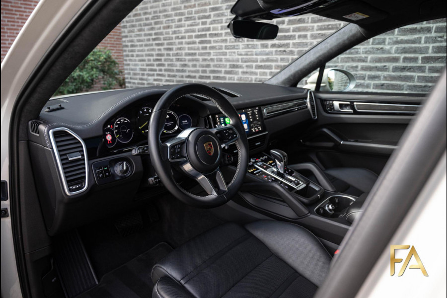 Porsche Cayenne Coupé 3.0 E-Hybrid