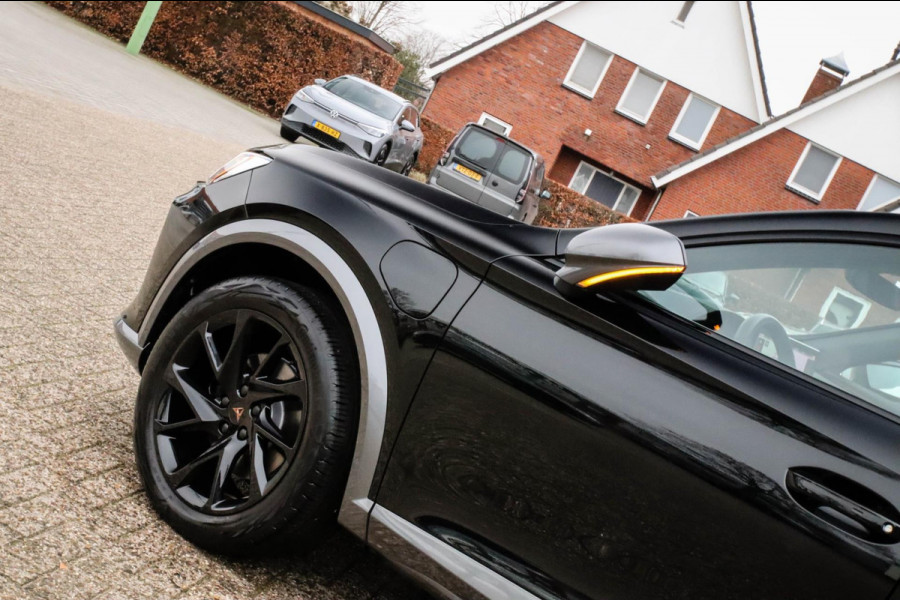 CUPRA Formentor 1.4 e-Hybrid VZ Performance 204pk DSG! 1e Eig|Panoramadak|Virtual Cockpit|LED Matrix|Sportstoelen|Lane+Side Assist