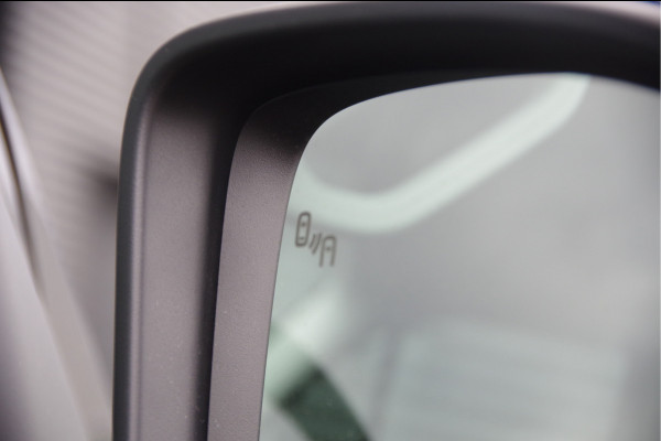 MAN TGE 35 3.140 2.0 L3H2(L2H1) 140PK AUT. LED, TREKHAAK, CAMERA, APPLE CARPLAY/ANDROID AUTO, CRUISE, VOORRUIT VERWARMING