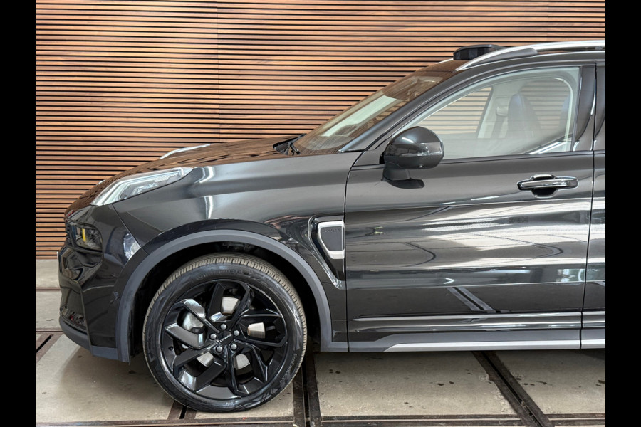 Lynk & Co 01 1.5 | Black Edition | MY2023| Alle opties | NL- Auto | Volledig dealer onderhouden | NAP | Nieuwstaat! |