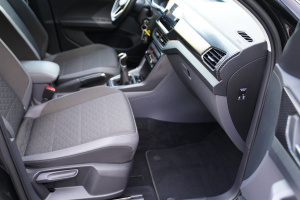 Volkswagen T-Cross 1.0 TSI Style | Prijs rijklaar incl. 12 mnd garantie | Afn Trekhaak Blindspot 17"Lmv+All-seasons Winterpakket