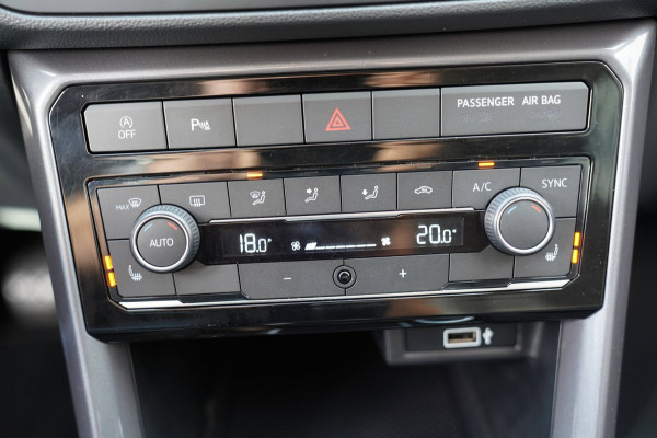 Volkswagen T-Cross 1.0 TSI Style | Prijs rijklaar incl. 12 mnd garantie | Afn Trekhaak Blindspot 17"Lmv+All-seasons Winterpakket