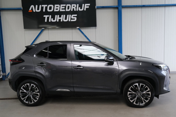 Toyota Yaris Cross 1.5 Hybrid 130 GR SPORT - Airco, Cruise, Virtual display, Camera, Stoel/stuur verwarming, PDC, Navi.