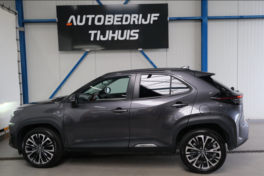 Toyota Yaris Cross 1.5 Hybrid 130 GR SPORT - Airco, Cruise, Virtual display, Camera, Stoel/stuur verwarming, PDC, Navi.