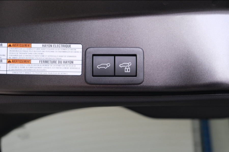 Toyota Yaris Cross 1.5 Hybrid 130 GR SPORT - Airco, Cruise, Virtual display, Camera, Stoel/stuur verwarming, PDC, Navi.