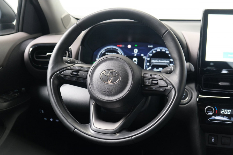 Toyota Yaris Cross 1.5 Hybrid 130 GR SPORT - Airco, Cruise, Virtual display, Camera, Stoel/stuur verwarming, PDC, Navi.