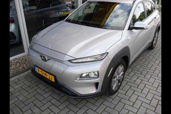 Hyundai Kona EV Fashion 64 kWh | SOH 96% | Head-up display | Cruise control adaptief met stop&go |