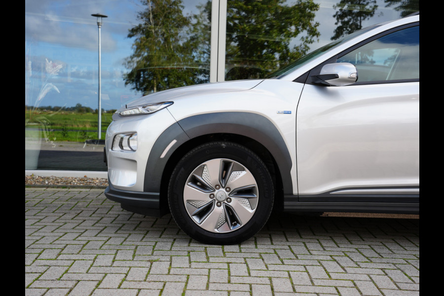 Hyundai Kona EV Fashion 64 kWh | SOH 96% | Head-up display | Cruise control adaptief met stop&go |