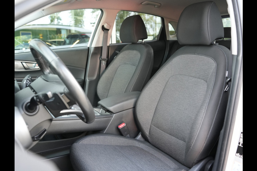 Hyundai Kona EV Fashion 64 kWh | SOH 96% | Head-up display | Cruise control adaptief met stop&go |