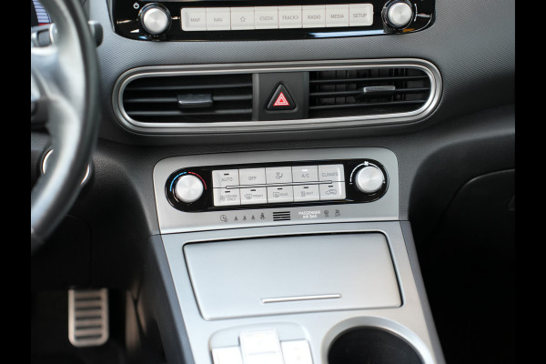 Hyundai Kona EV Fashion 64 kWh | SOH 96% | Head-up display | Cruise control adaptief met stop&go |