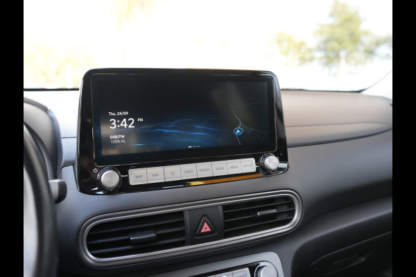 Hyundai Kona EV Fashion 64 kWh | SOH 96% | Head-up display | Cruise control adaptief met stop&go |