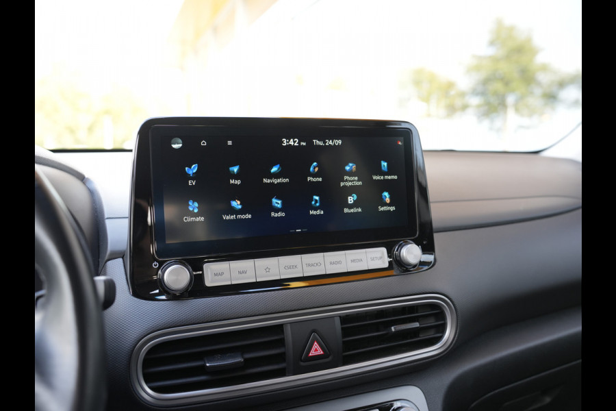 Hyundai Kona EV Fashion 64 kWh | SOH 96% | Head-up display | Cruise control adaptief met stop&go |
