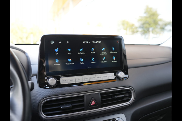 Hyundai Kona EV Fashion 64 kWh | SOH 96% | Head-up display | Cruise control adaptief met stop&go |