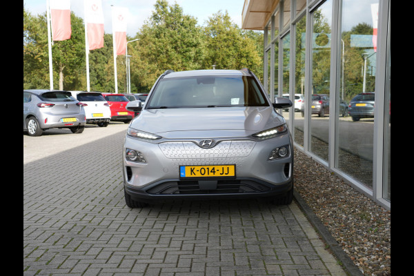 Hyundai Kona EV Fashion 64 kWh | SOH 96% | Head-up display | Cruise control adaptief met stop&go |