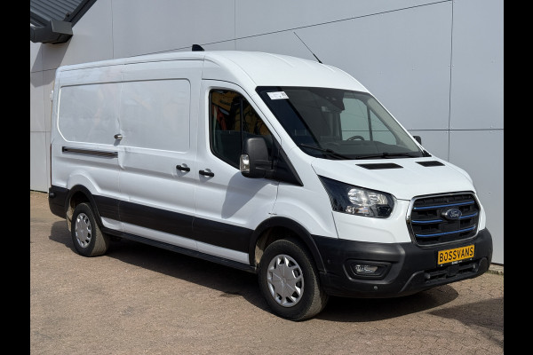 Ford E-Transit 68kWh 184PK L3H2 317km WLTP 94% (SOH) BEV Snelladen Carplay Climate control Camera Parkeersensoren v+a Stoelverwarming