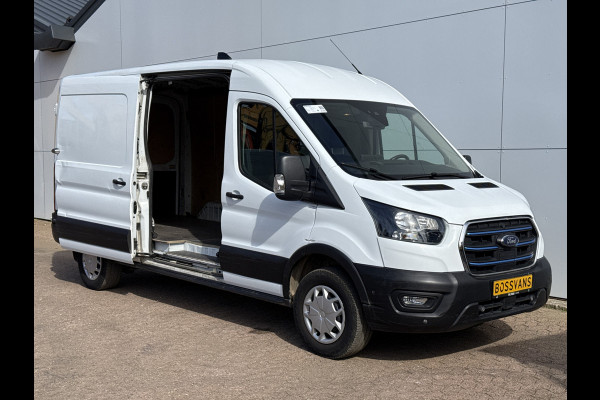 Ford E-Transit 68kWh 184PK L3H2 317km WLTP 94% (SOH) BEV Snelladen Carplay Climate control Camera Parkeersensoren v+a Stoelverwarming