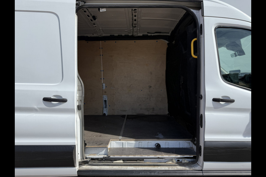 Ford E-Transit 68kWh 184PK L3H2 317km WLTP 94% (SOH) BEV Snelladen Carplay Climate control Camera Parkeersensoren v+a Stoelverwarming