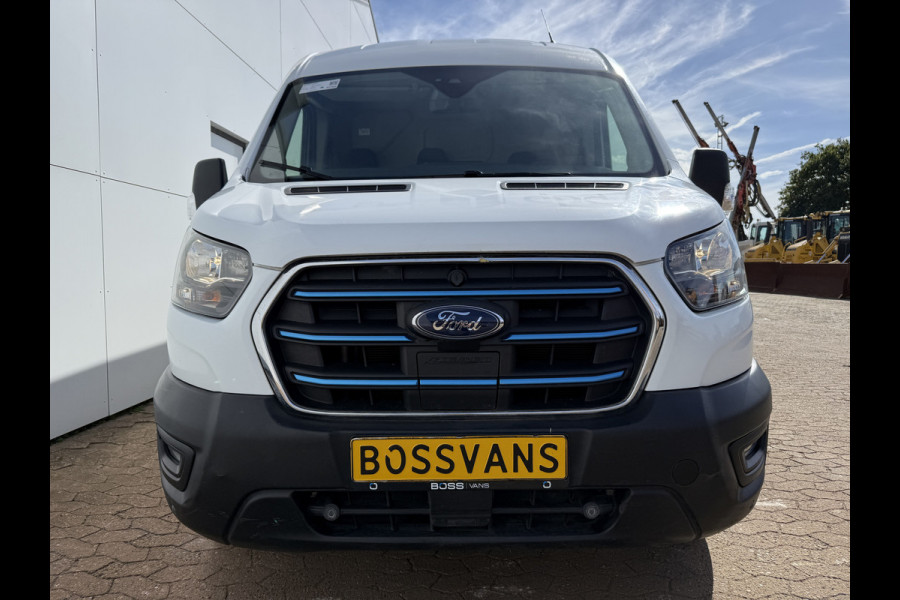 Ford E-Transit 68kWh 184PK L3H2 317km WLTP 94% (SOH) BEV Snelladen Carplay Climate control Camera Parkeersensoren v+a Stoelverwarming
