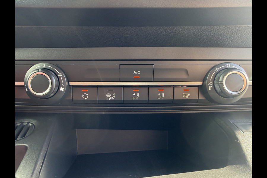 Peugeot Partner 1.5 HDi 130PK Automaat L1H1 Climate Control Cruise Control Camera Navigatie Parkeersensoren v+a inbouwkasten