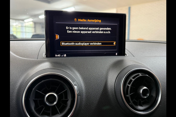Audi A3 Sportback 30 TFSI Pro Line | Nanograu | MMI+ | 18inch | LED Xenon+ | Clima | Volledig onderhouden |