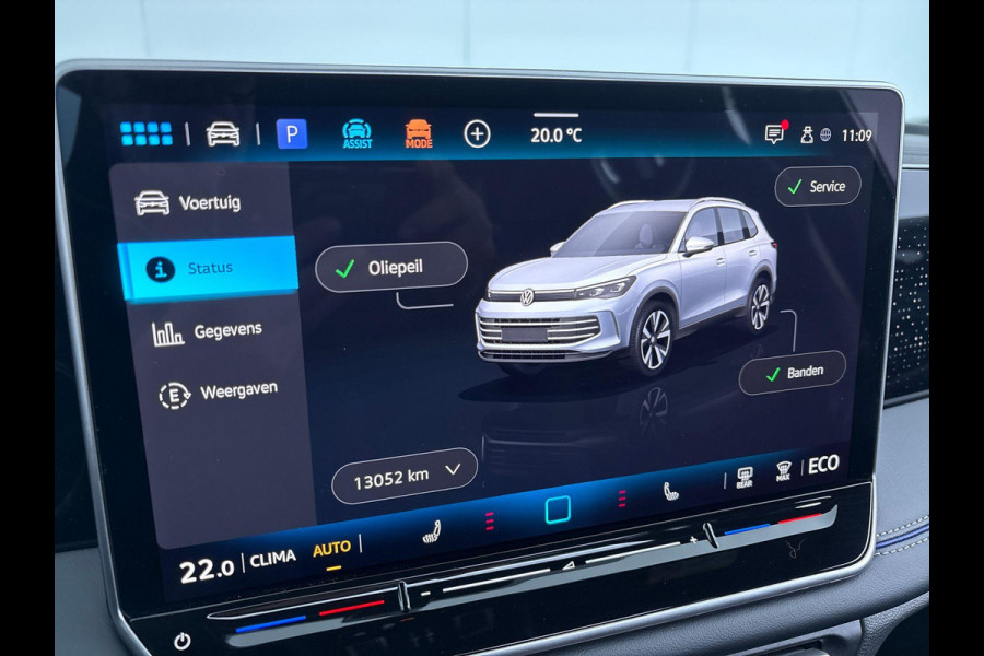 Volkswagen Tiguan 1.5 eHybrid R-Line Edition 272 pk Automaat (DSG) | Verlengde garantie | Navigatie | Panorama dak | Trekhaak (wegklapbaar) | Achteruitrijcamera (park assist) | Rondomzicht camera | Black-Style pakket | R-Line |