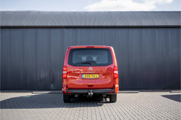 Citroën Jumpy 2.0 BlueHDi 177PK | DC 5-Zits | Marge | Automaat | Camera | Carplay | Cruise | PDC | Zijschuifdeur L+R | Climatronic | Trekhaak