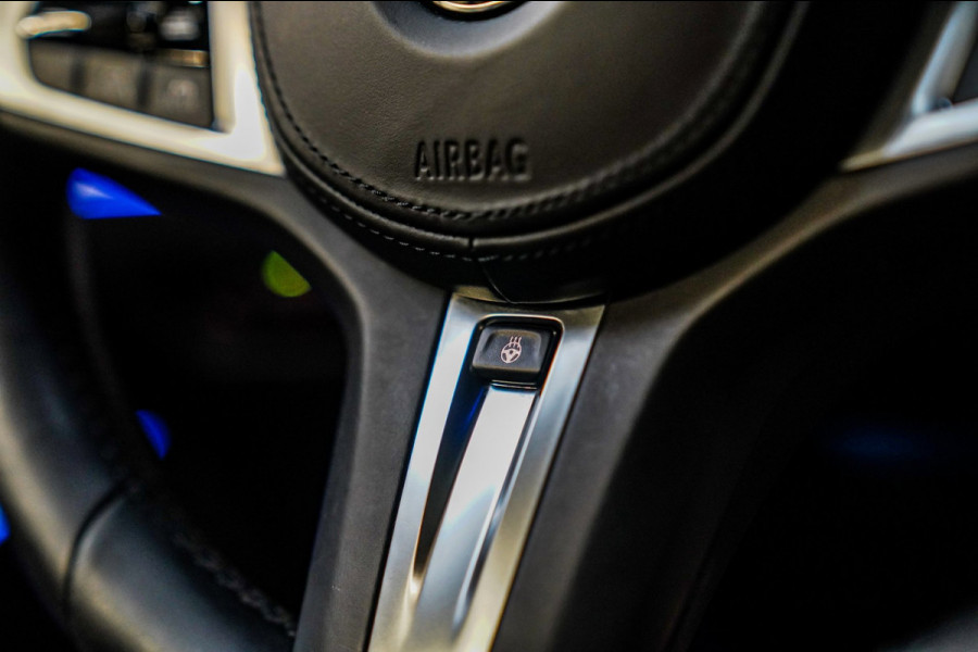 BMW 3-serie M340i xDrive High Executive | Schuifdak | Mosselman Tuning | Head up | Carplay | HarmanKardon | Stuurwielverwarming