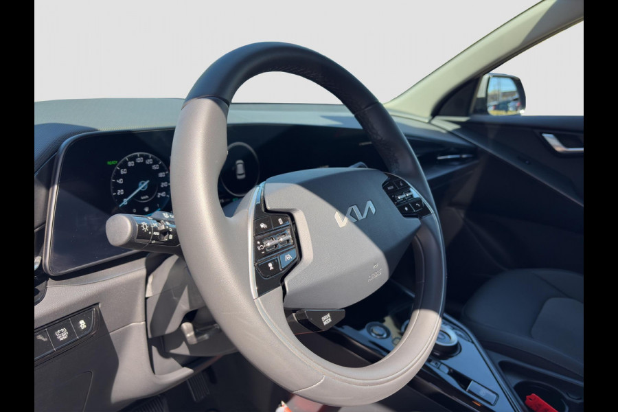 Kia Niro 1.6 GDi Hybrid DynamicLine Key-Less | Camera | Navi | Cruise | Android Auto / Apple Carplay |
