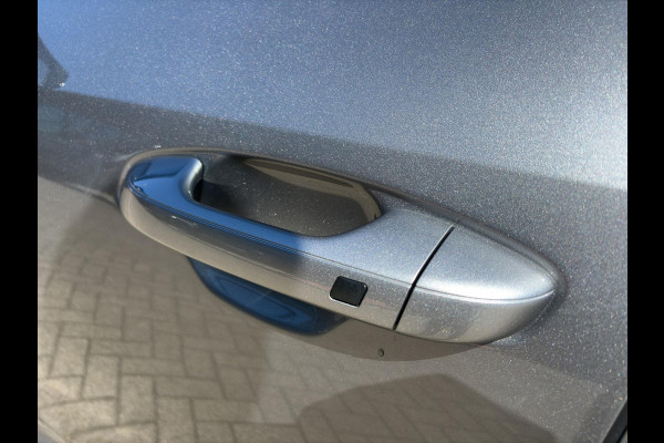Kia Niro 1.6 GDi Hybrid DynamicLine Key-Less | Camera | Navi | Cruise | Android Auto / Apple Carplay |