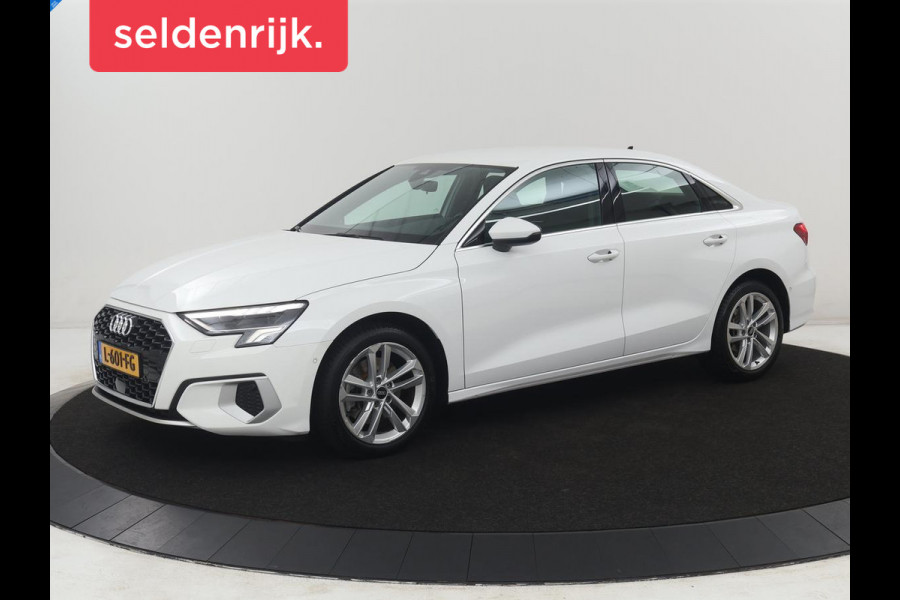 Audi A3 Limousine 35 TFSI S edition | Camera | Park assist | Carplay | Virtual Dashboard | Climate control | Full LED | Cruise control |