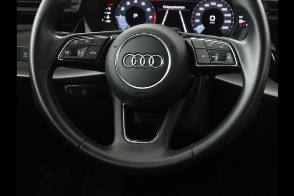 Audi A3 Limousine 35 TFSI S edition | Camera | Park assist | Carplay | Virtual Dashboard | Climate control | Full LED | Cruise control |
