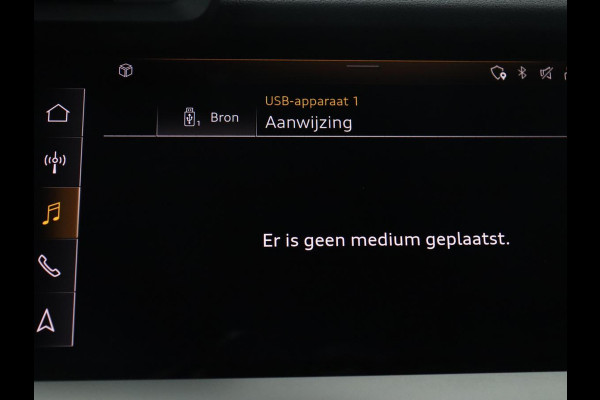 Audi A3 Limousine 35 TFSI S edition | Camera | Park assist | Carplay | Virtual Dashboard | Climate control | Full LED | Cruise control |