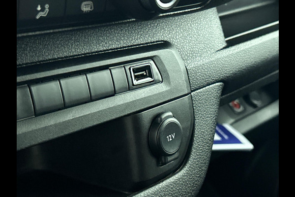 Opel Vivaro 2.0 145pk L3 Automaat Airco Cruise Control Navigatie Trekhaak