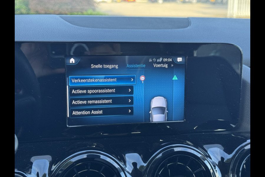 Mercedes-Benz B-Klasse 250 e | PHEV | Navi, Carplay/Android, PDC, Cruise, Climate, Half leder, Stoelverwarming |Dealeronderhouden|