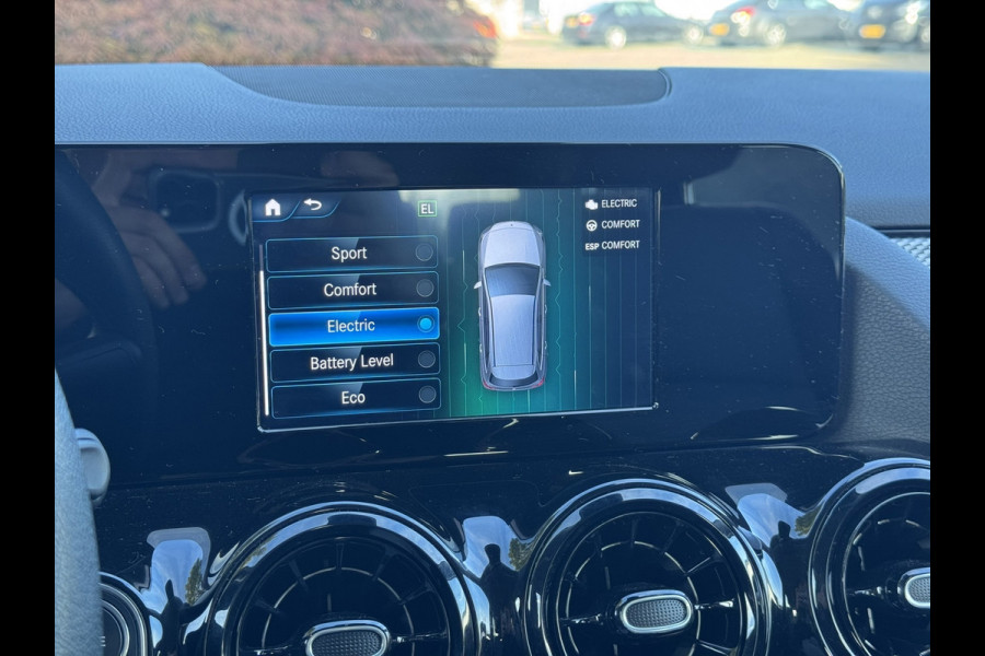 Mercedes-Benz B-Klasse 250 e | PHEV | Navi, Carplay/Android, PDC, Cruise, Climate, Half leder, Stoelverwarming |Dealeronderhouden|