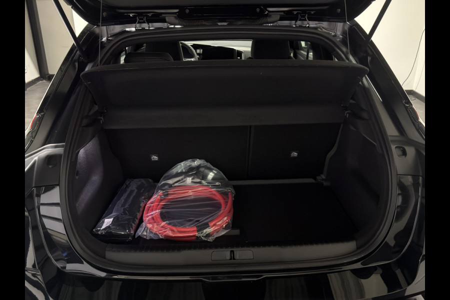Opel Mokka-e GS Line 50-kWh 11kw bl. | ACC | Keyless | Stoelen & stuur verwarmd | Matrix Intellilux | Privacy