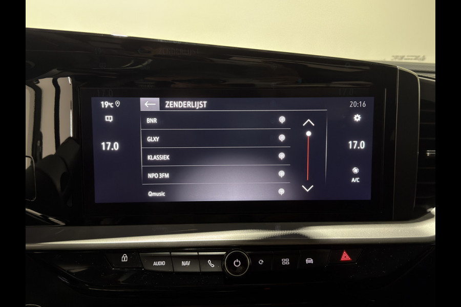 Opel Mokka-e GS Line 50-kWh 11kw bl. | ACC | Keyless | Stoelen & stuur verwarmd | Matrix Intellilux | Privacy