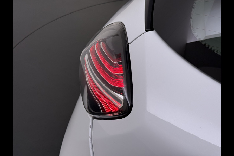 Renault ZOE 52kWh SOH 90% Eigen Accu Warmtepomp Navi Camera Stoel+Stuurverwarming Apple Carplay/Android Auto Bluetooth Ecc Pdc R135 Intens Cruise Control Led Lmv Isofix Lane Assist Regen+Lichtsensor Keyless Origineel Nederlandse Auto