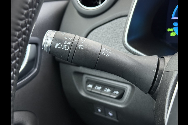 Renault ZOE 52kWh SOH 90% Eigen Accu Warmtepomp Navi Camera Stoel+Stuurverwarming Apple Carplay/Android Auto Bluetooth Ecc Pdc R135 Intens Cruise Control Led Lmv Isofix Lane Assist Regen+Lichtsensor Keyless Origineel Nederlandse Auto