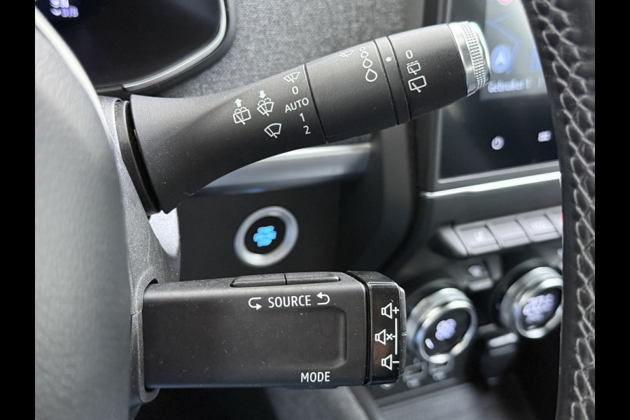 Renault ZOE 52kWh SOH 90% Eigen Accu Warmtepomp Navi Camera Stoel+Stuurverwarming Apple Carplay/Android Auto Bluetooth Ecc Pdc R135 Intens Cruise Control Led Lmv Isofix Lane Assist Regen+Lichtsensor Keyless Origineel Nederlandse Auto